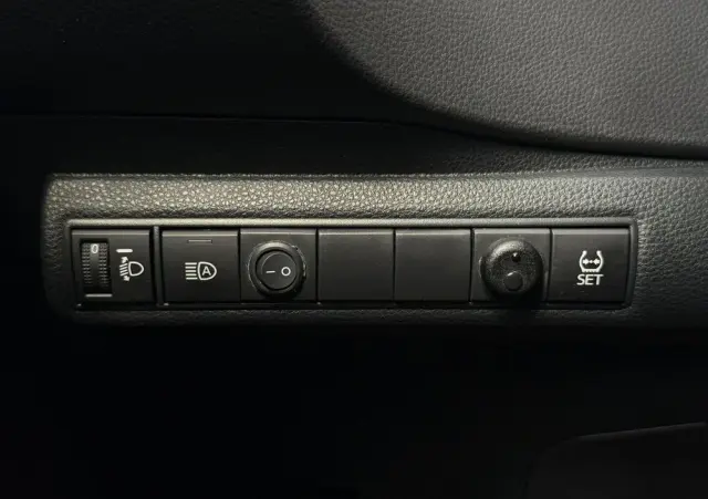 TOYOTA Corolla 1.5 Comfort