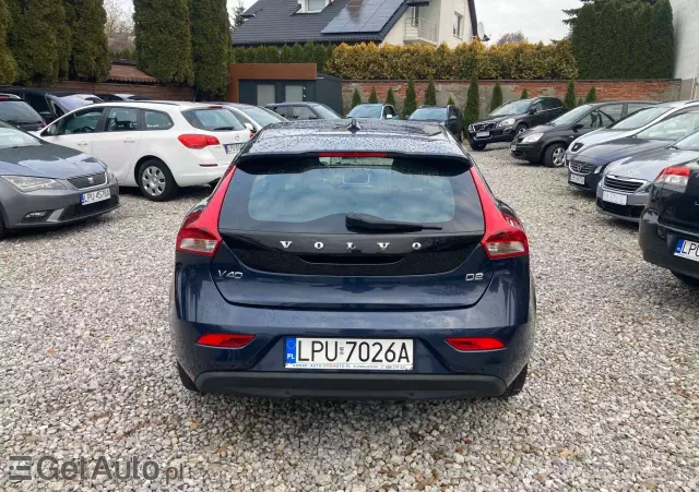 VOLVO V40 D2 Summum