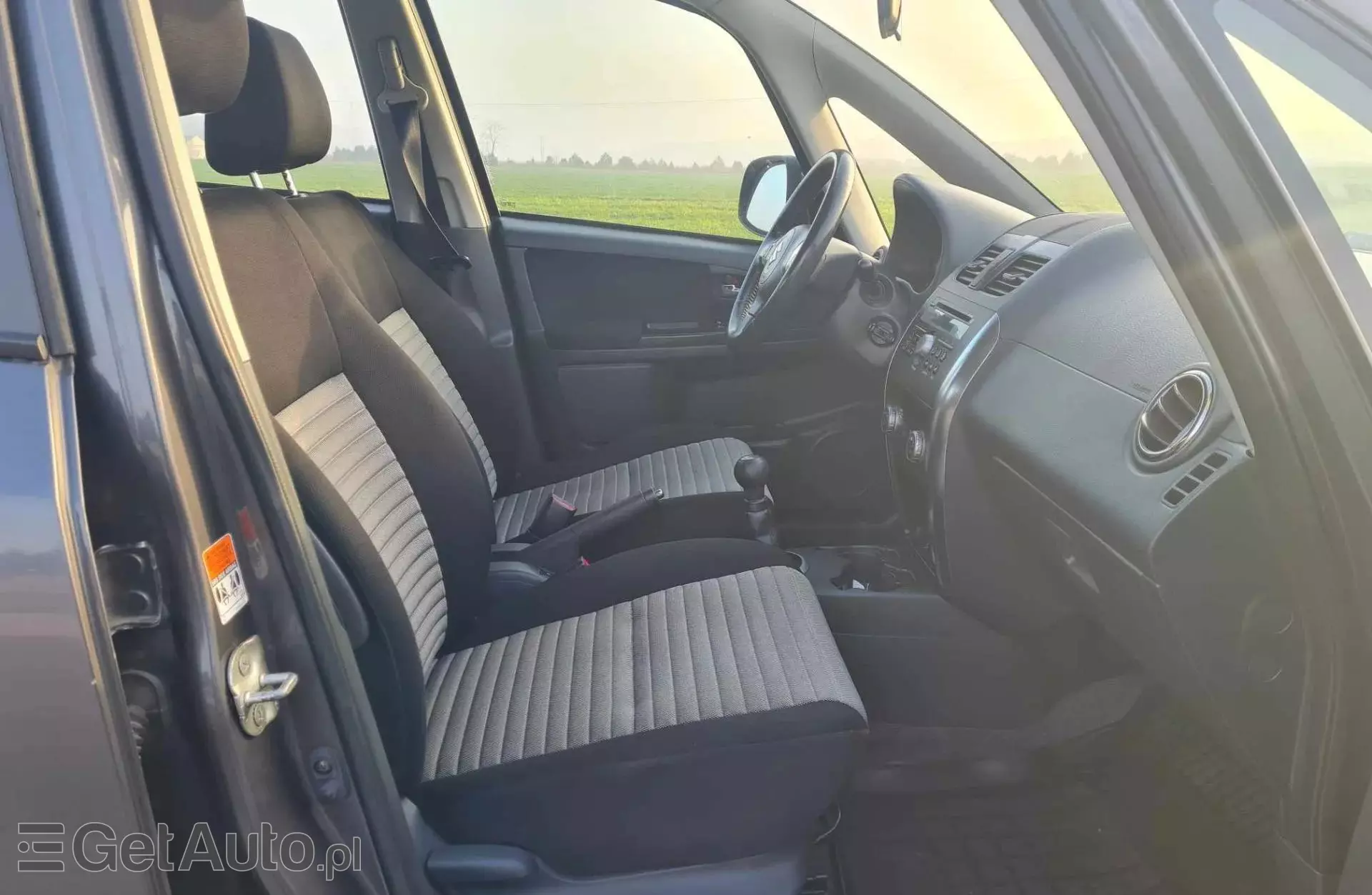 SUZUKI SX4 