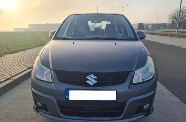 SUZUKI SX4 