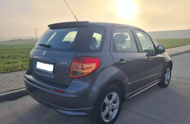 SUZUKI SX4 