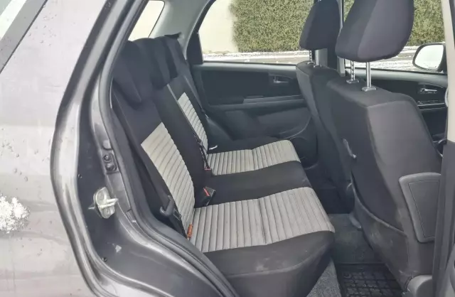 SUZUKI SX4 