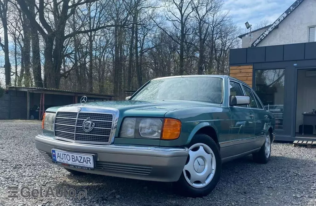 MERCEDES-BENZ W 126 
