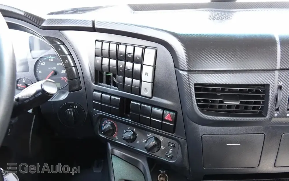 IVECO STRALIS 310 / SKRZYNIOWY- 8 M / 4x2 / EURO 6 