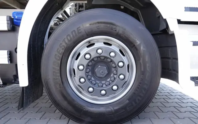 IVECO STRALIS 310 / SKRZYNIOWY- 8 M / 4x2 / EURO 6 