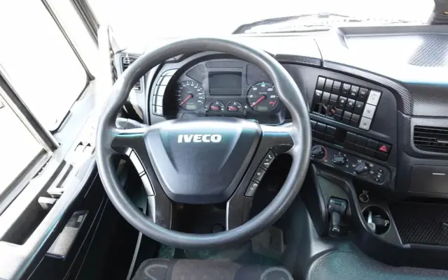 IVECO STRALIS 310 / SKRZYNIOWY- 8 M / 4x2 / EURO 6 