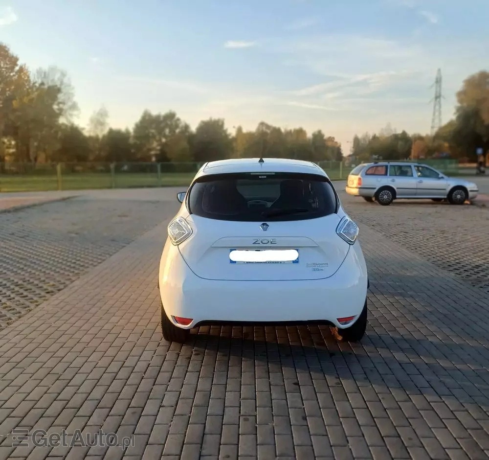 RENAULT Zoe 