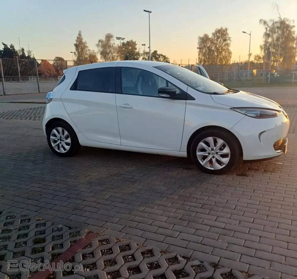 RENAULT Zoe 