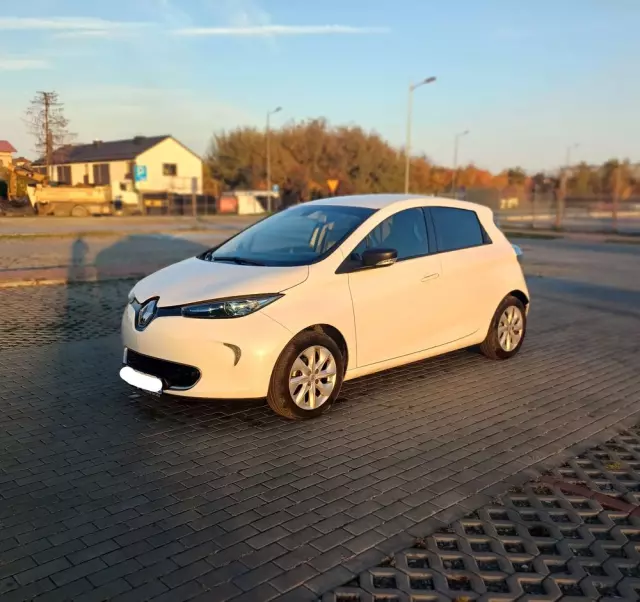 RENAULT Zoe 