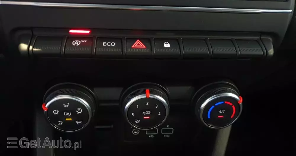 RENAULT Clio 1.0 TCe Equilibre