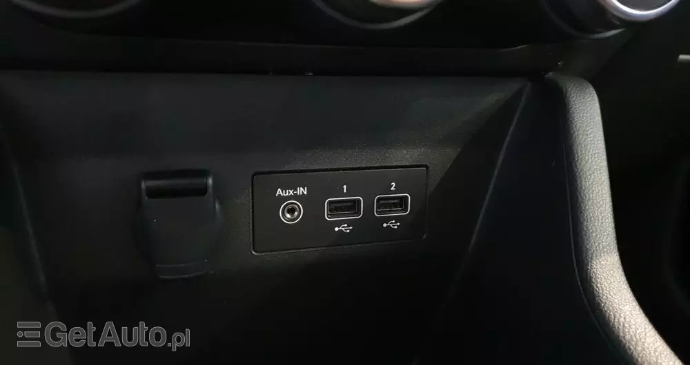 RENAULT Clio 1.0 TCe Equilibre