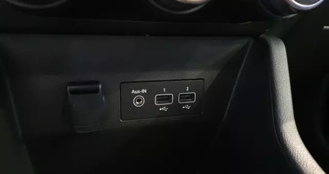 RENAULT Clio 1.0 TCe Equilibre