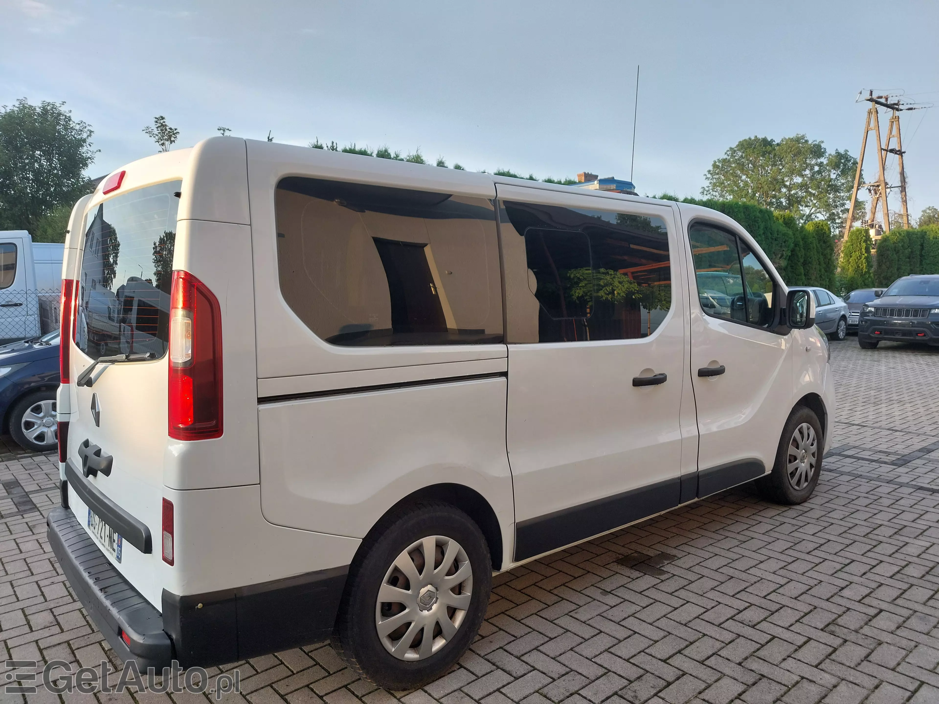 RENAULT Trafic 