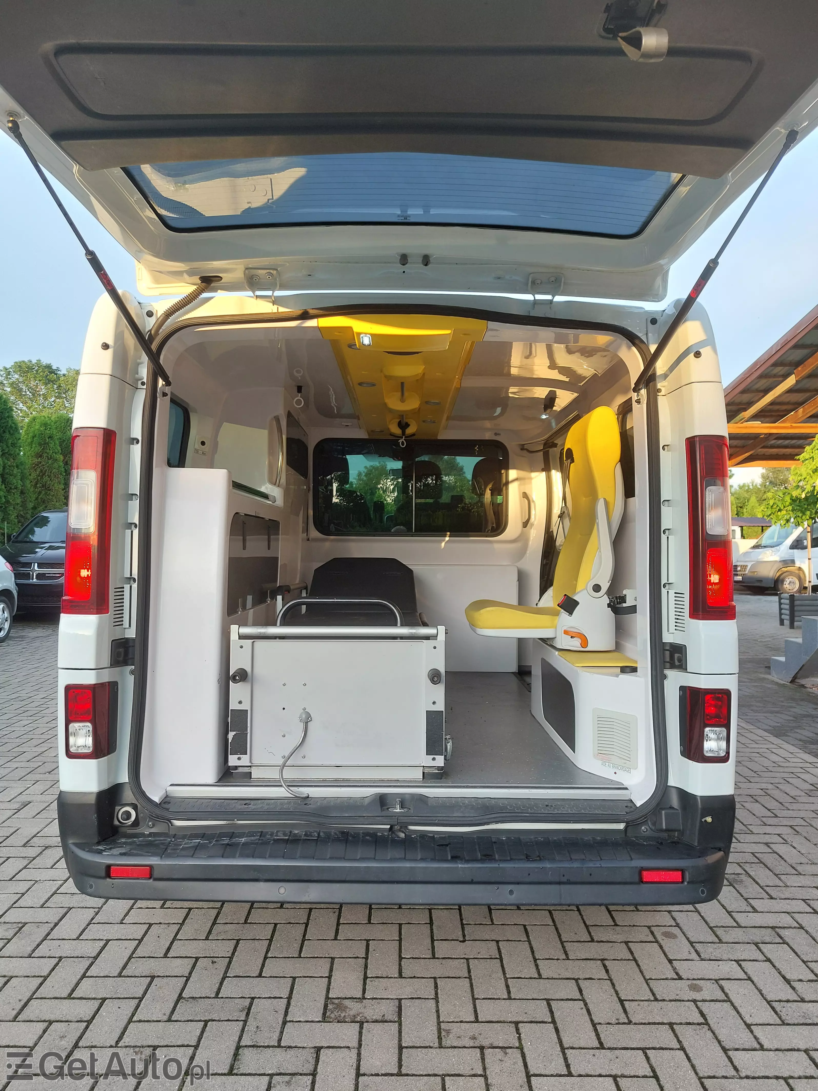 RENAULT Trafic 