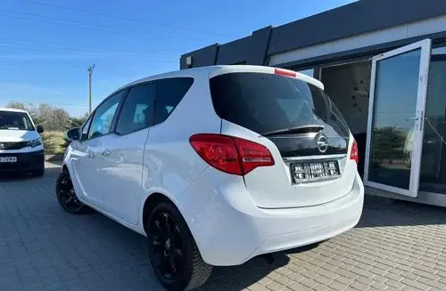 OPEL Meriva 