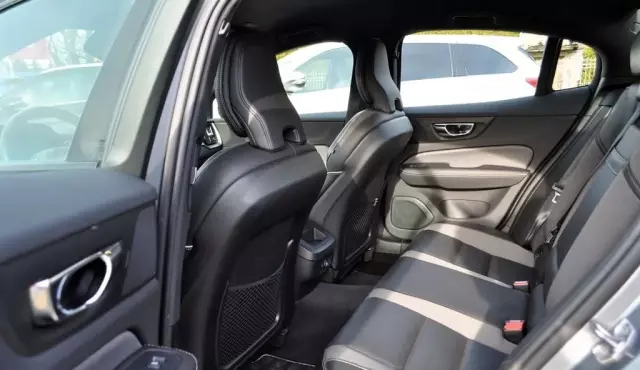 VOLVO S60 2.0 T4 (190 KM) Automatic