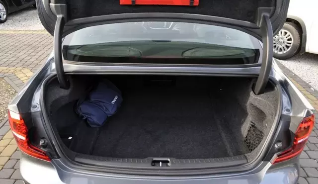 VOLVO S60 2.0 T4 (190 KM) Automatic