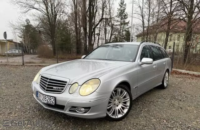 MERCEDES-BENZ Klasa E E 320 CDI V6 (224 KM) 7G-TRONIC