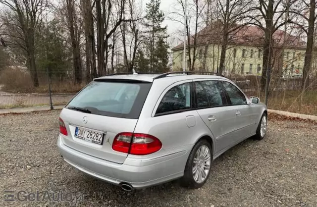 MERCEDES-BENZ Klasa E E 320 CDI V6 (224 KM) 7G-TRONIC