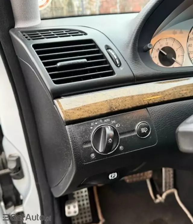 MERCEDES-BENZ Klasa E E 320 CDI V6 (224 KM) 7G-TRONIC