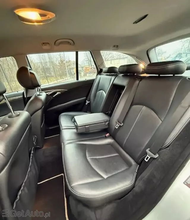 MERCEDES-BENZ Klasa E E 320 CDI V6 (224 KM) 7G-TRONIC