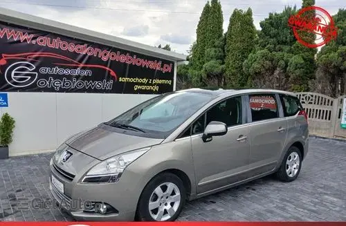 PEUGEOT 5008 