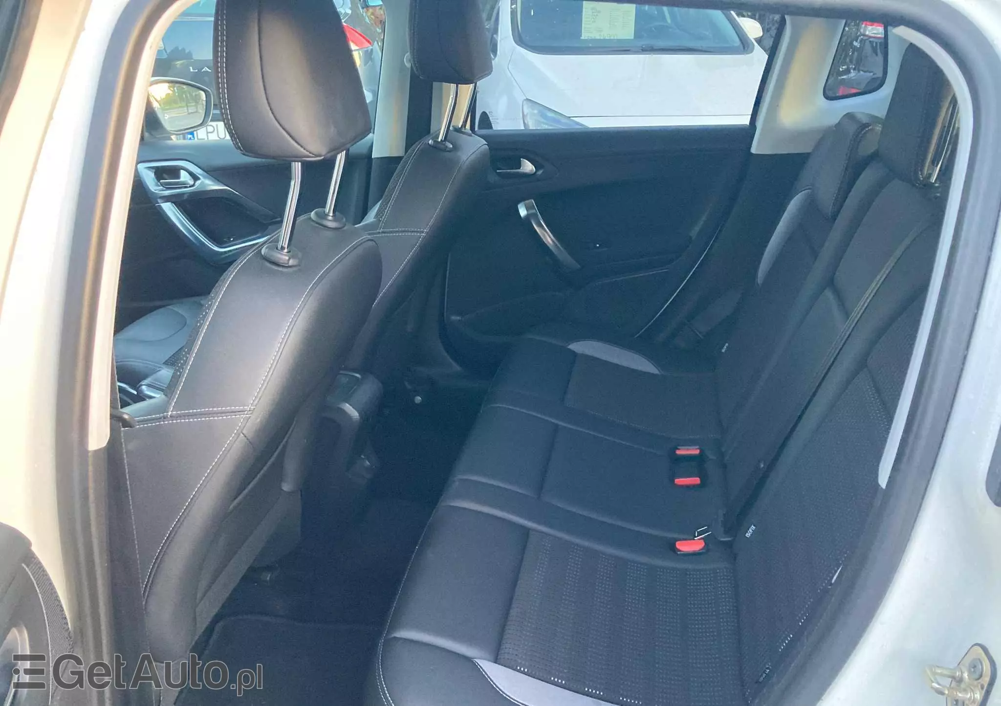 PEUGEOT 2008 1.6 e-HDi Active S&S