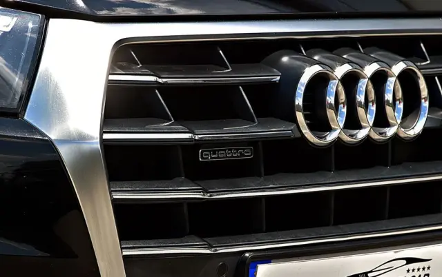 AUDI Q5 2.0 TDI Quattro S tronic