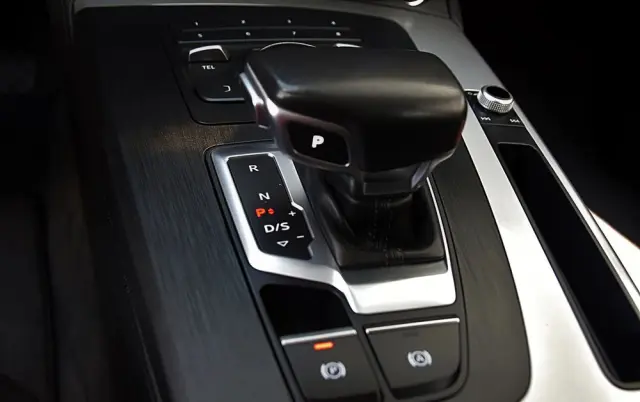 AUDI Q5 2.0 TDI Quattro S tronic