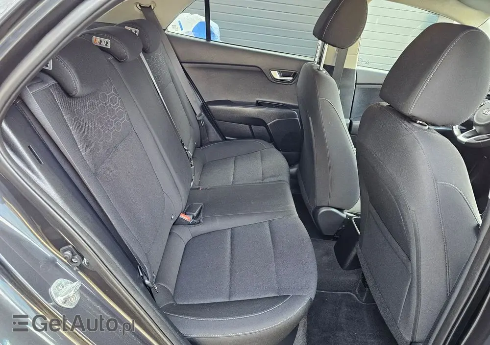 KIA Rio 1.2 Dream Team Edition