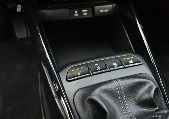 KIA Rio 1.2 Dream Team Edition