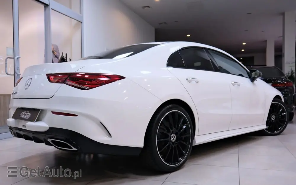 MERCEDES-BENZ CLA 250 7G-DCT AMG Line