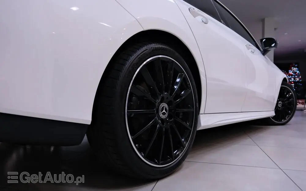 MERCEDES-BENZ CLA 250 7G-DCT AMG Line