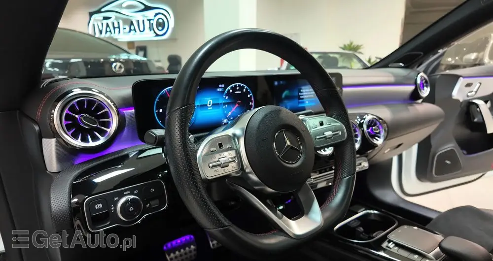 MERCEDES-BENZ CLA 250 7G-DCT AMG Line