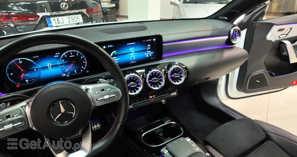 MERCEDES-BENZ CLA 250 7G-DCT AMG Line