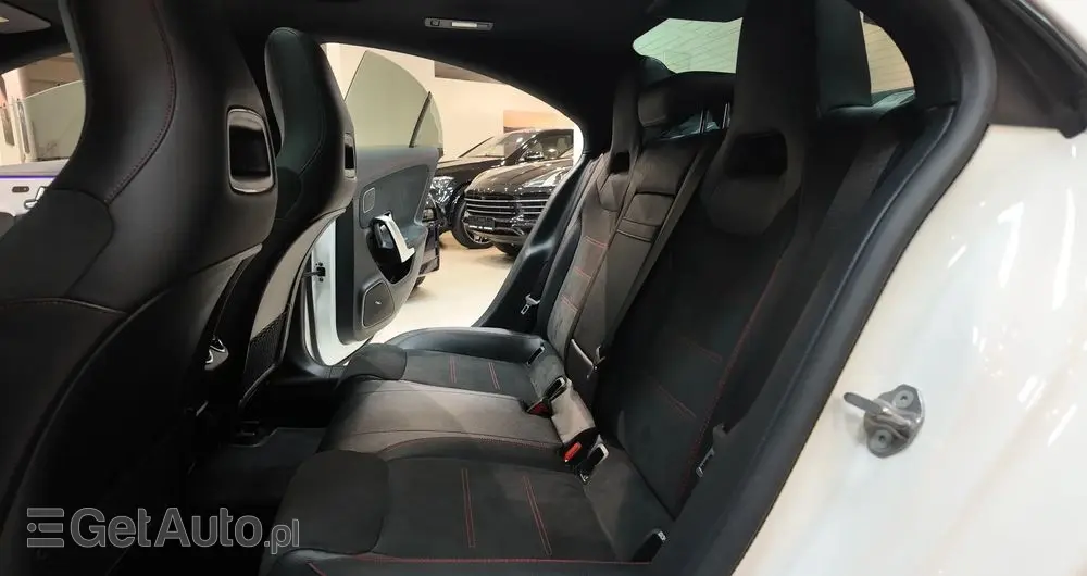 MERCEDES-BENZ CLA 250 7G-DCT AMG Line
