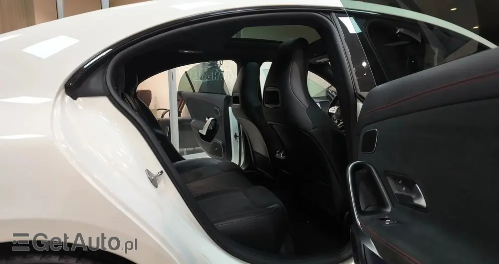 MERCEDES-BENZ CLA 250 7G-DCT AMG Line