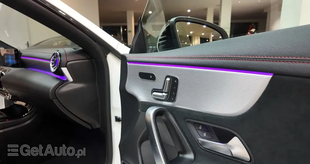 MERCEDES-BENZ CLA 250 7G-DCT AMG Line