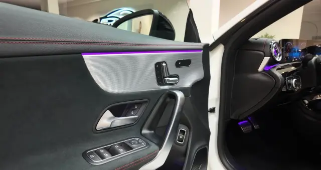 MERCEDES-BENZ CLA 250 7G-DCT AMG Line