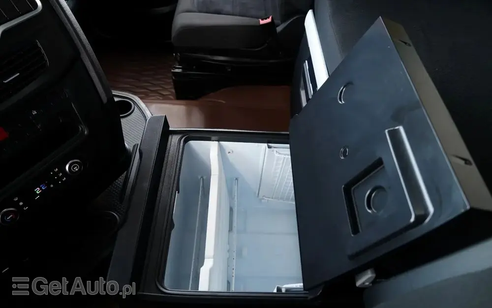 IVECO S-WAY / 490 / RETARDER / KLIMA POSTOJOWA 