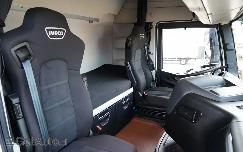 IVECO S-WAY / 490 / RETARDER / KLIMA POSTOJOWA 