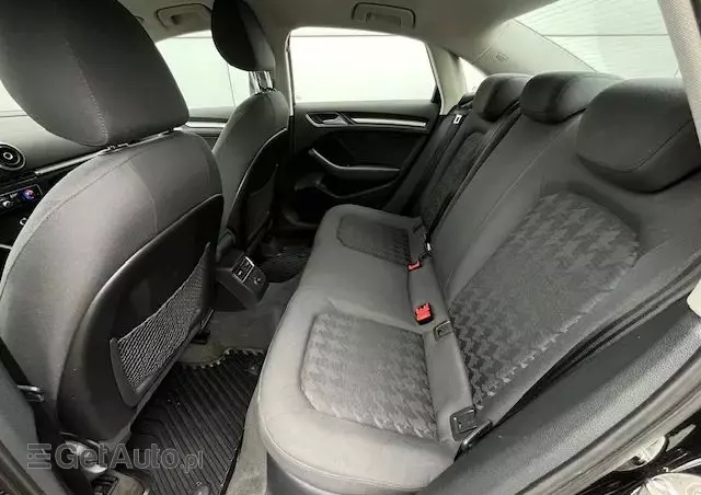 AUDI A3 1.4 TFSI Ambiente S tronic