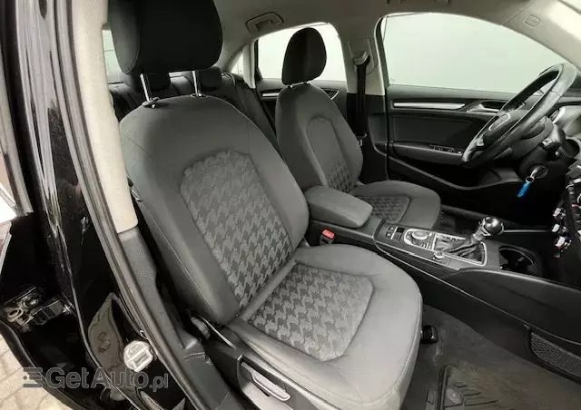 AUDI A3 1.4 TFSI Ambiente S tronic