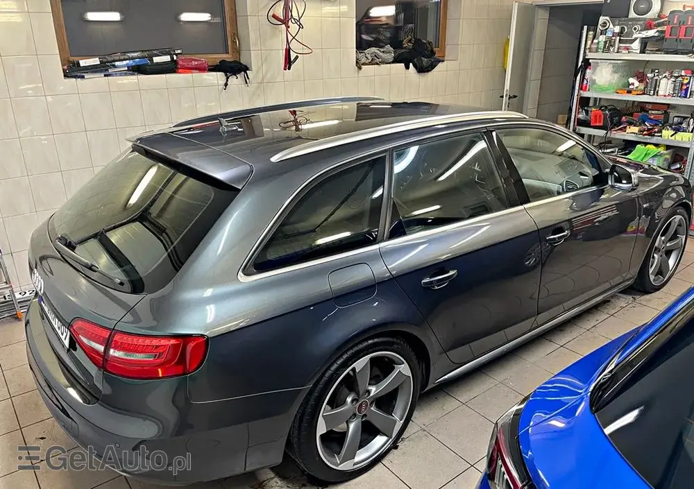 AUDI A4 Avant 2.0 TDI DPF clean diesel multitronic S line Sportpaket