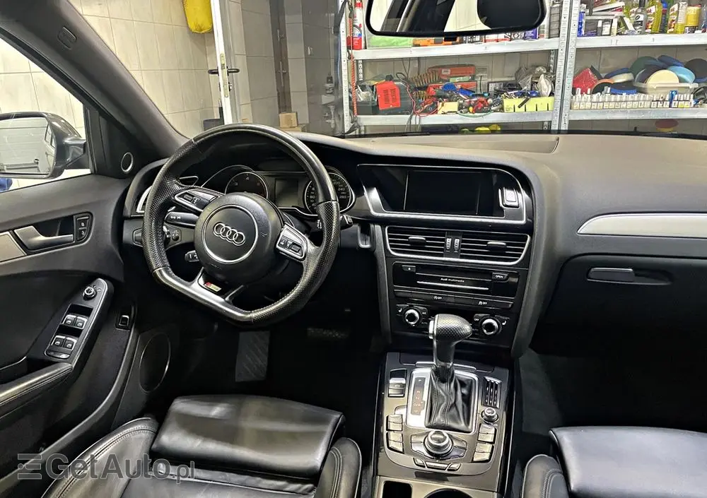 AUDI A4 Avant 2.0 TDI DPF clean diesel multitronic S line Sportpaket