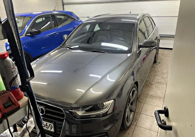 AUDI A4 Avant 2.0 TDI DPF clean diesel multitronic S line Sportpaket