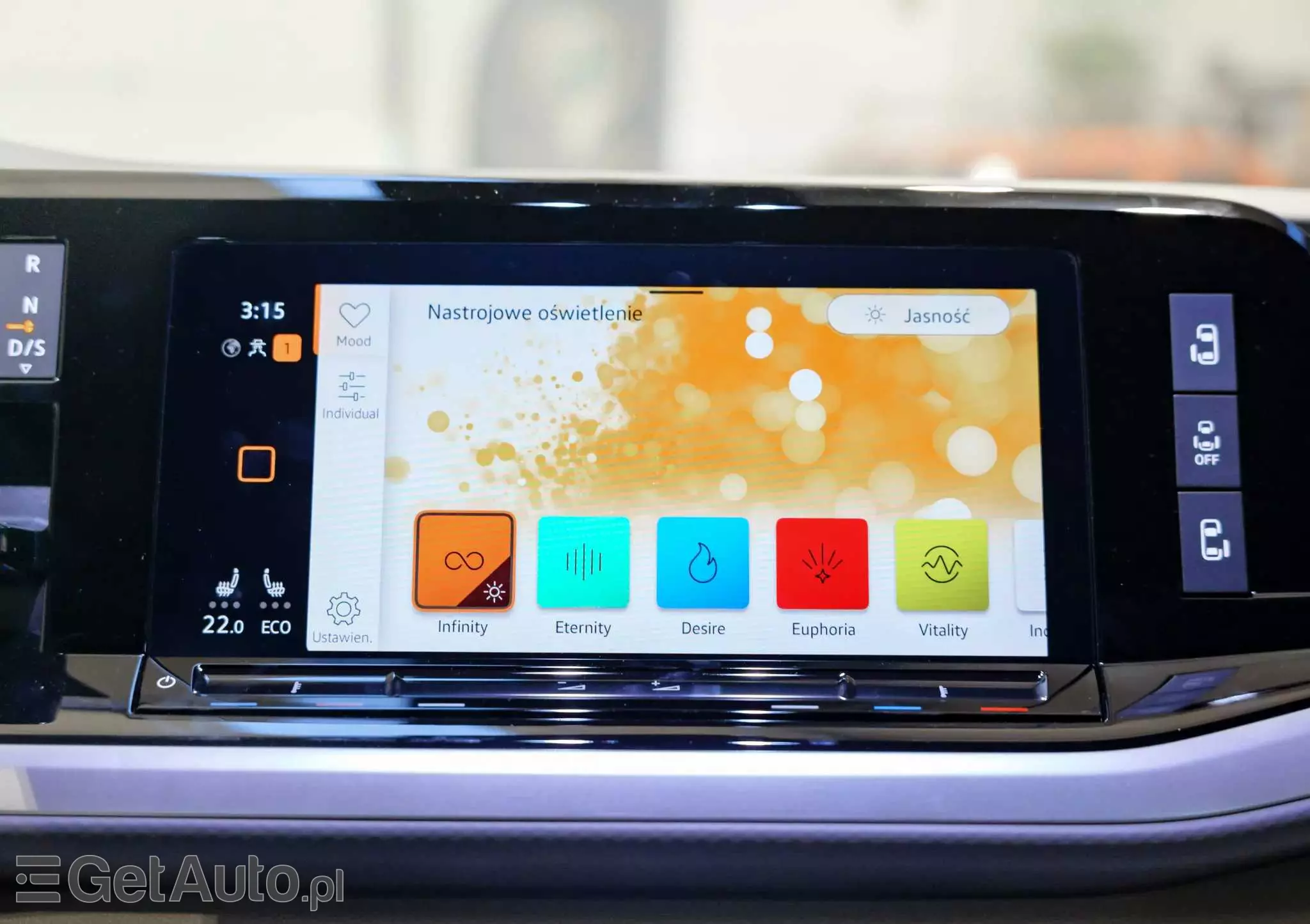 VOLKSWAGEN Multivan 1.4 TSI eHybrid PHEV L1 Life DSG