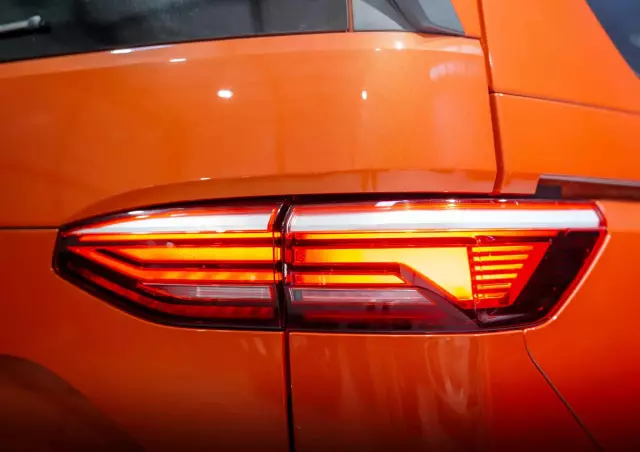 VOLKSWAGEN Multivan 1.4 TSI eHybrid PHEV L1 Life DSG