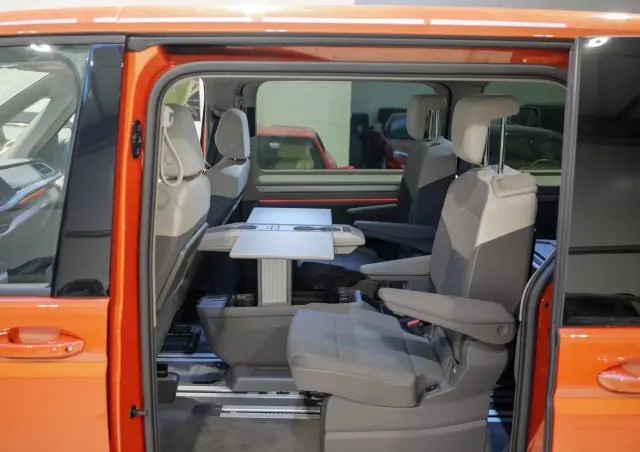 VOLKSWAGEN Multivan 1.4 TSI eHybrid PHEV L1 Life DSG