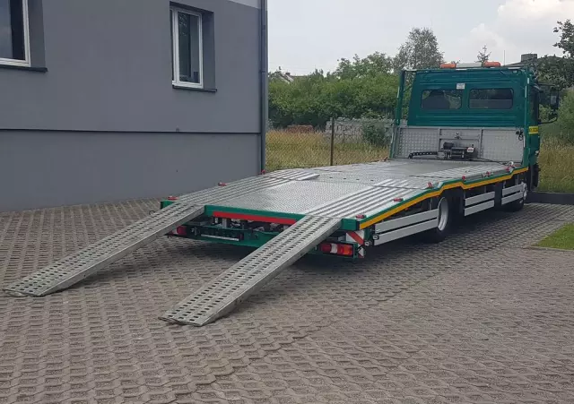 MERCEDES-BENZ ATEGO 1218 LAWETA POMOC DROGOWA AUTOLAWETA 4x2 ZAPADNIE 11 990 KG KLIMA NAJAZD 